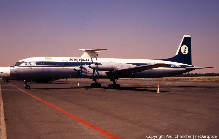 Kryla Ilyushin Il-18E (UR-75850) | Photo 71133