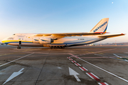 Antonov Design Bureau Antonov An-124-100 Ruslan (UR-82008) at  Hamburg - Fuhlsbuettel (Helmut Schmidt), Germany