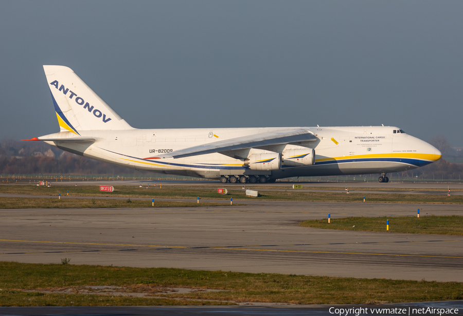 Antonov Design Bureau Antonov An-124-100 Ruslan (UR-82009) | Photo 413944