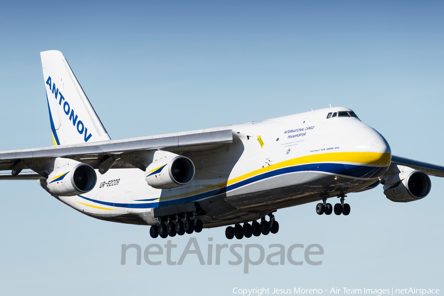 Antonov Design Bureau Antonov An-124-100 Ruslan (UR-82009) | Photo 295952