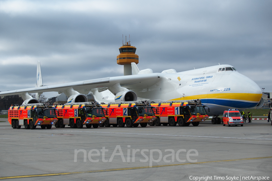 Antonov Airlines Antonov An-225 (UR-82060) | Photo 23035