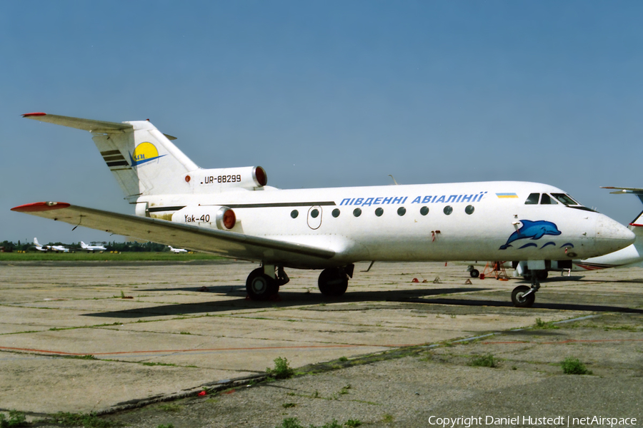 South Airlines Yakovlev Yak-40 (UR-88299) | Photo 482057