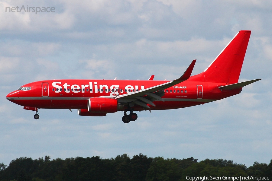 Aerosvit Airlines Boeing 737-7L9 (UR-AAP) | Photo 11844