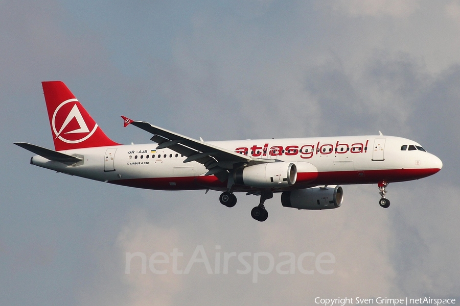 AtlasGlobal Ukraine Airbus A320-233 (UR-AJB) | Photo 82853