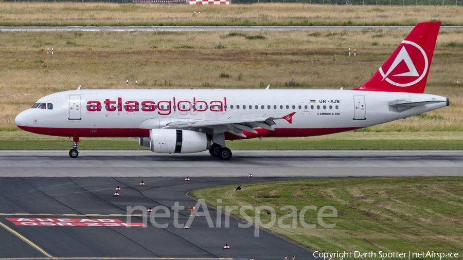 AtlasGlobal Ukraine Airbus A320-233 (UR-AJB) | Photo 237079