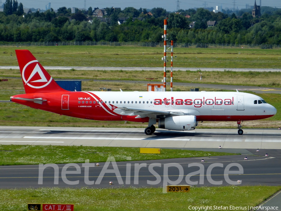AtlasGlobal Ukraine Airbus A320-232 (UR-AJC) | Photo 424914