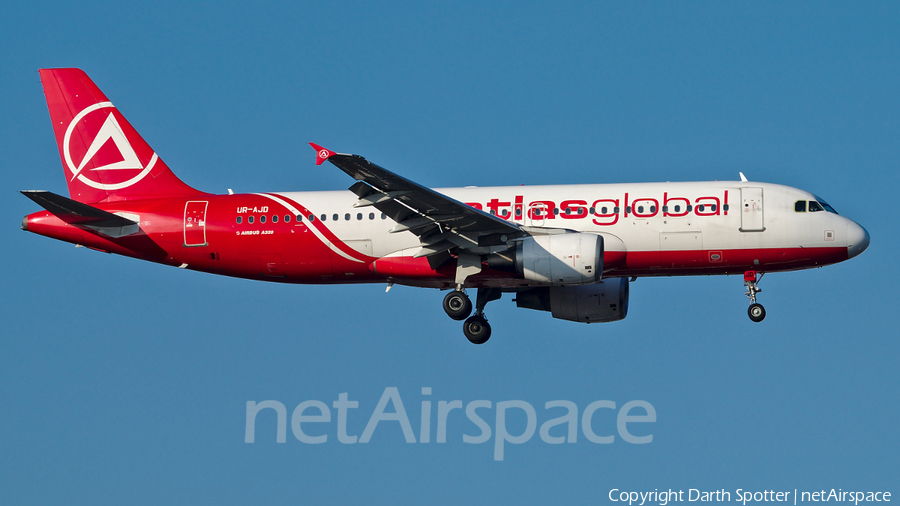 AtlasGlobal Ukraine Airbus A320-214 (UR-AJD) | Photo 357178