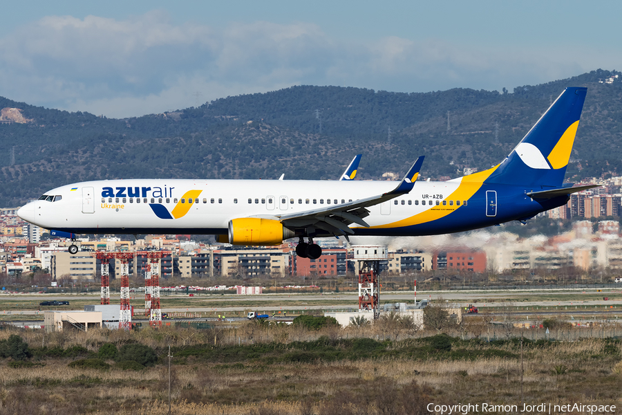 Azur Air Ukraine Boeing 737-9GP(ER) (UR-AZB) | Photo 219400