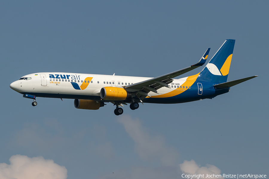 Azur Air Ukraine Boeing 737-8K5 (UR-AZE) | Photo 329402