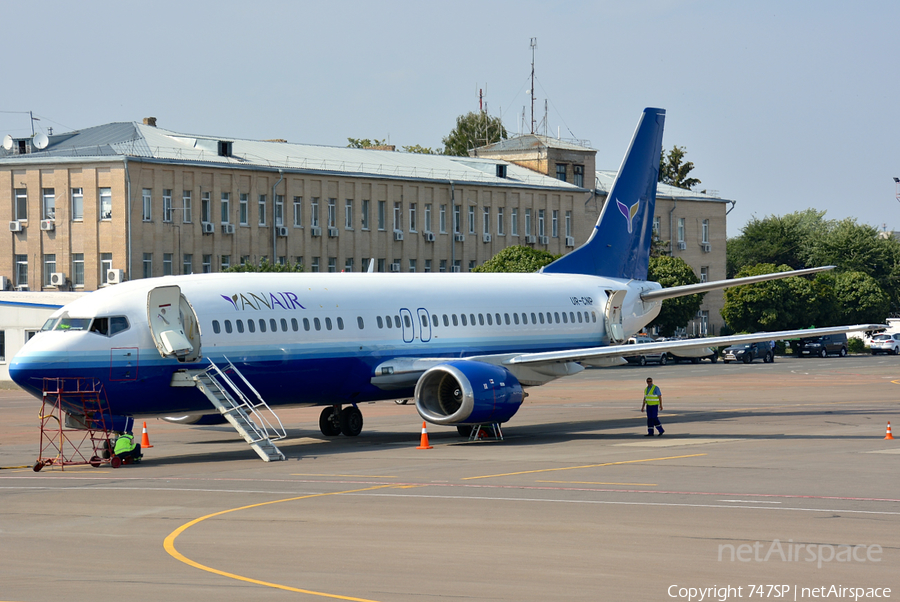 Yanair Boeing 737-4Y0 (UR-CNP) | Photo 80203