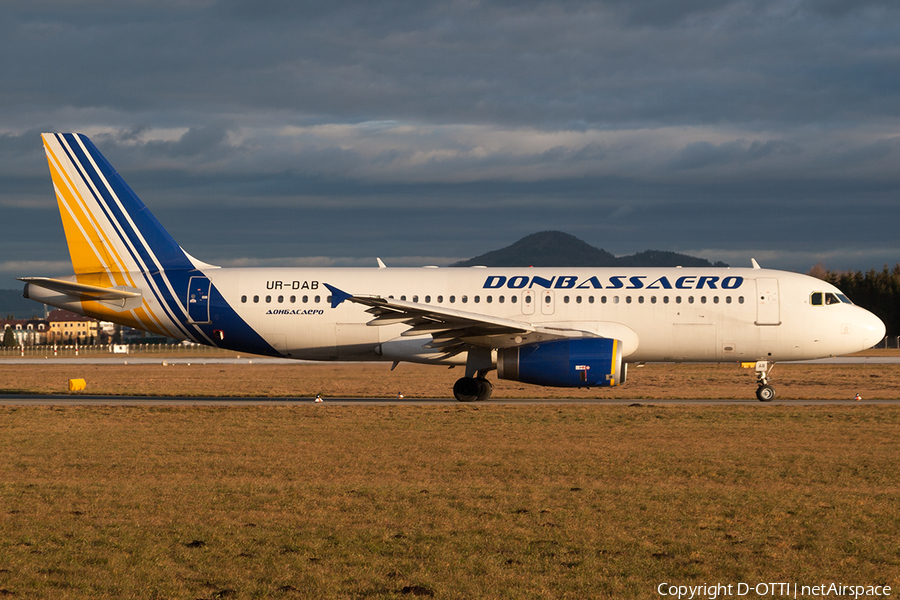 DonbassAero Airbus A320-231 (UR-DAB) | Photo 192422