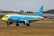 Aerosvit Airlines Airbus A320-211 (UR-DAE) at  Hamburg - Fuhlsbuettel (Helmut Schmidt), Germany