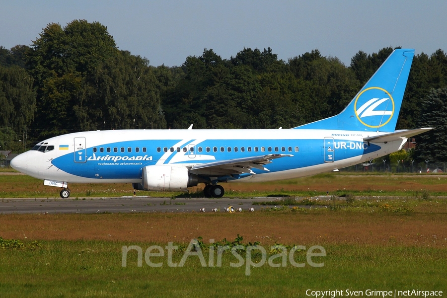 Dniproavia Boeing 737-5L9 (UR-DNC) | Photo 12012