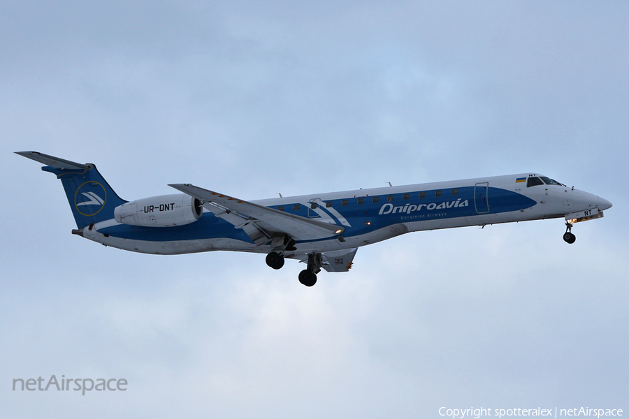 Dniproavia Embraer ERJ-145LR (UR-DNT) | Photo 66314