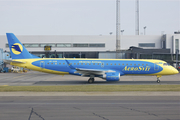 Aerosvit Airlines Embraer ERJ-190STD (ERJ-190-100STD) (UR-DSB) at  Copenhagen - Kastrup, Denmark