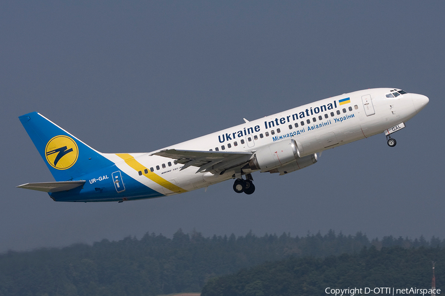 Ukraine International Airlines Boeing 737-341 (UR-GAL) | Photo 269183