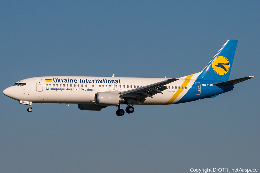 Ukraine International Airlines Boeing 737-4Y0 (UR-GAM) | Photo 202984