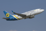 Ukraine International Airlines Boeing 737-528 (UR-GAS) at  Zurich - Kloten, Switzerland