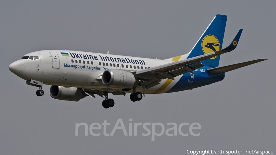 Ukraine International Airlines Boeing 737-528 (UR-GAT) | Photo 230066