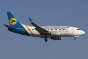 Ukraine International Airlines Boeing 737-528 (UR-GAT) at  Paris - Charles de Gaulle (Roissy), France