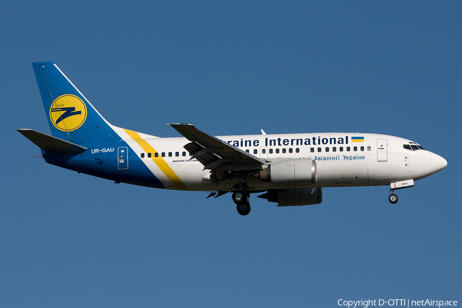 Ukraine International Airlines Boeing 737-5Y0 (UR-GAU) | Photo 269722