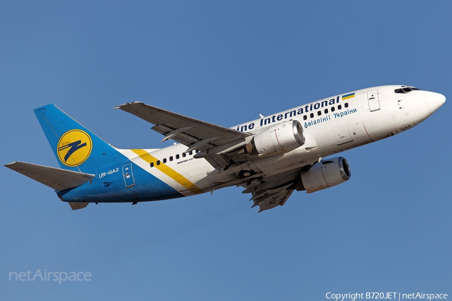 Ukraine International Airlines Boeing 737-55D (UR-GAZ) | Photo 51628