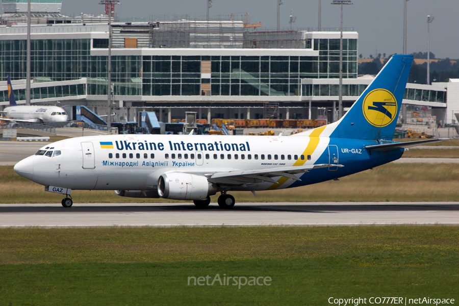 Ukraine International Airlines Boeing 737-55D (UR-GAZ) | Photo 57326