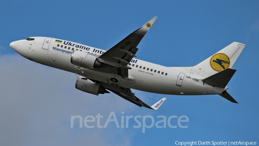 Ukraine International Airlines Boeing 737-548 (UR-GBE) | Photo 224017