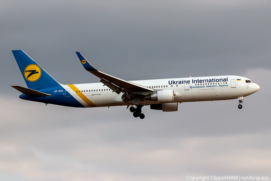 Ukraine International Airlines Boeing 767-33A(ER) (UR-GEB) | Photo 271138