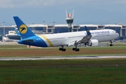 Ukraine International Airlines Boeing 767-33A(ER) (UR-GEC) at  Milan - Malpensa, Italy