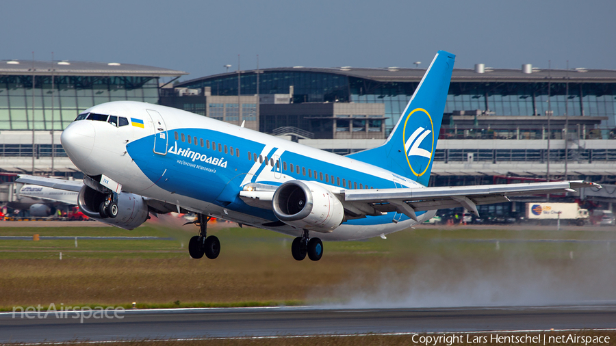 Dniproavia Boeing 737-3L9 (UR-IVK) | Photo 417515