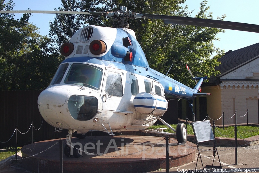 (Private) PZL-Swidnik (Mil) Mi-2 Hoplite (UR-PBC) | Photo 246417