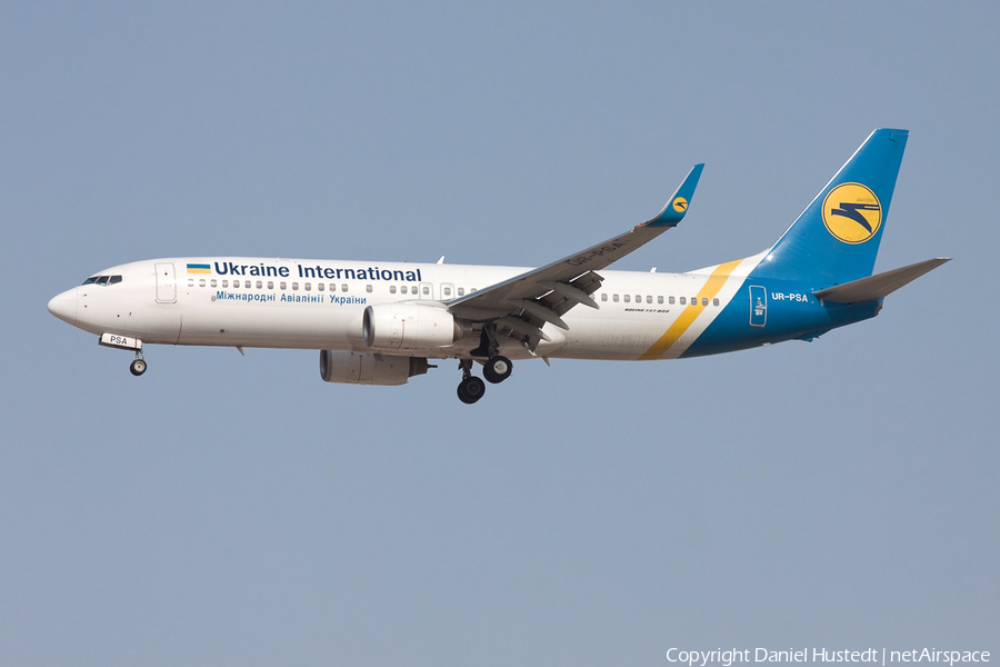Ukraine International Airlines Boeing 737-8HX (UR-PSA) | Photo 530099