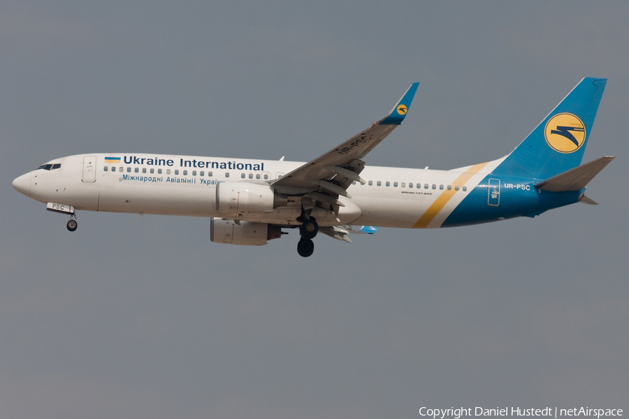 Ukraine International Airlines Boeing 737-8HX (UR-PSC) | Photo 416382