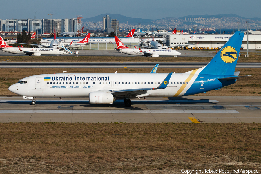 Ukraine International Airlines Boeing 737-84R (UR-PSE) | Photo 307945