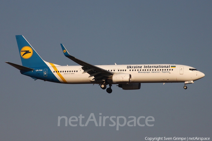 Ukraine International Airlines Boeing 737-94X(ER) (UR-PSK) | Photo 83260