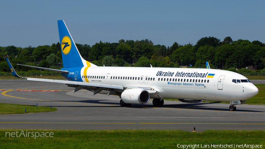 Ukraine International Airlines Boeing 737-94X(ER) (UR-PSK) | Photo 389723