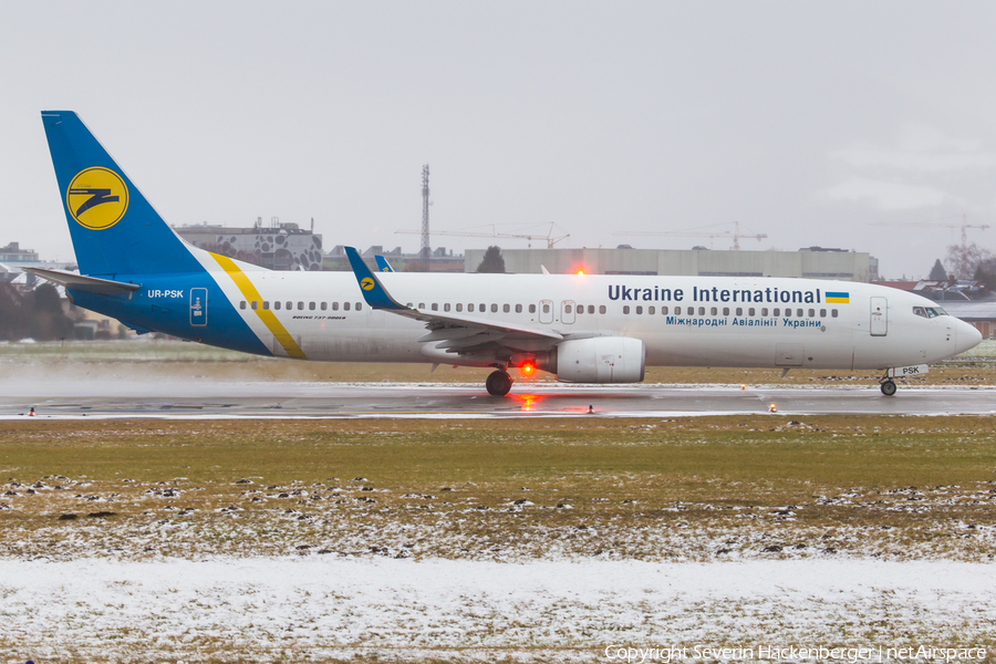 Ukraine International Airlines Boeing 737-94X(ER) (UR-PSK) | Photo 209744