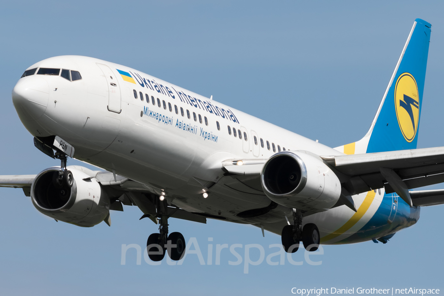 Ukraine International Airlines Boeing 737-86N (UR-PSN) | Photo 165820