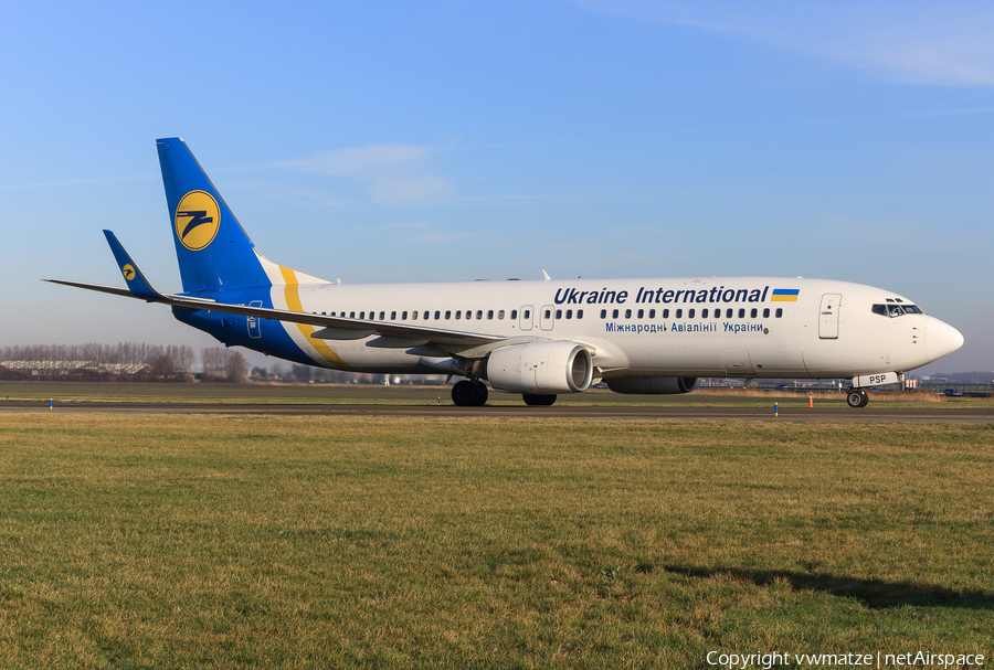 Ukraine International Airlines Boeing 737-8Q8 (UR-PSP) | Photo 385574