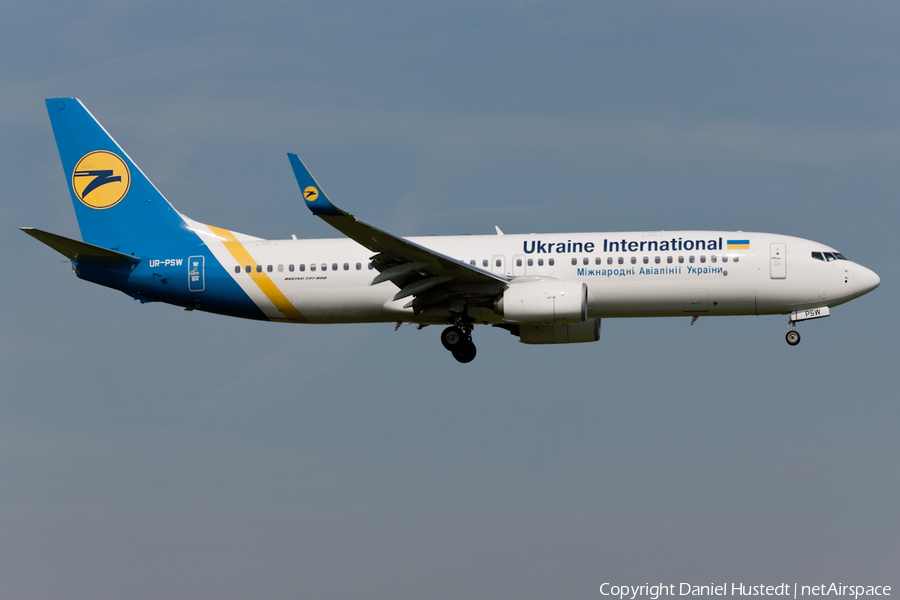 Ukraine International Airlines Boeing 737-8KV (UR-PSW) | Photo 453863
