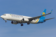 Ukraine International Airlines Boeing 737-86N (UR-PSZ) at  Barcelona - El Prat, Spain