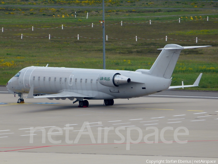 ISD Avia Aircompany Bombardier CRJ-200ER (UR-RUS) | Photo 420250