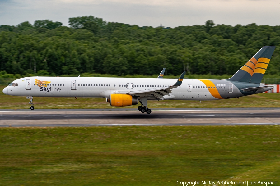 Skyline Express Airline Boeing 757-330 (UR-SLB) | Photo 682304