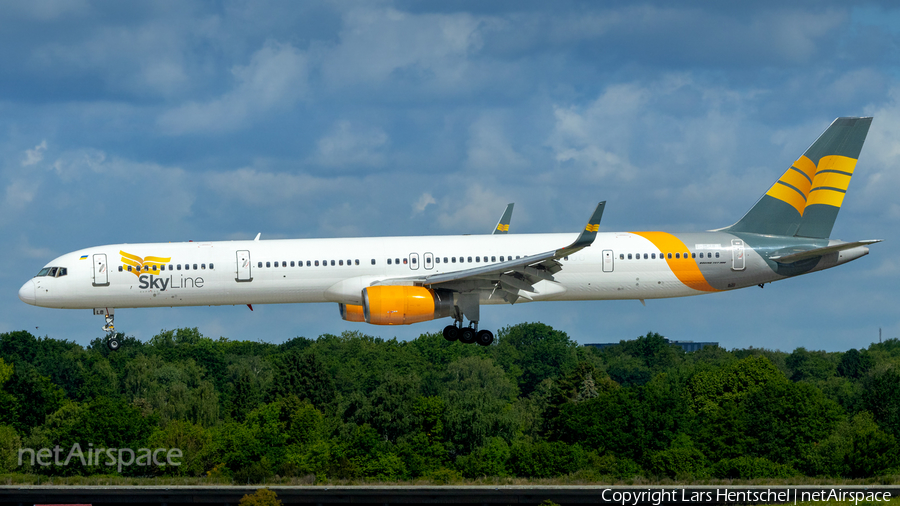Skyline Express Airline Boeing 757-330 (UR-SLB) | Photo 682509