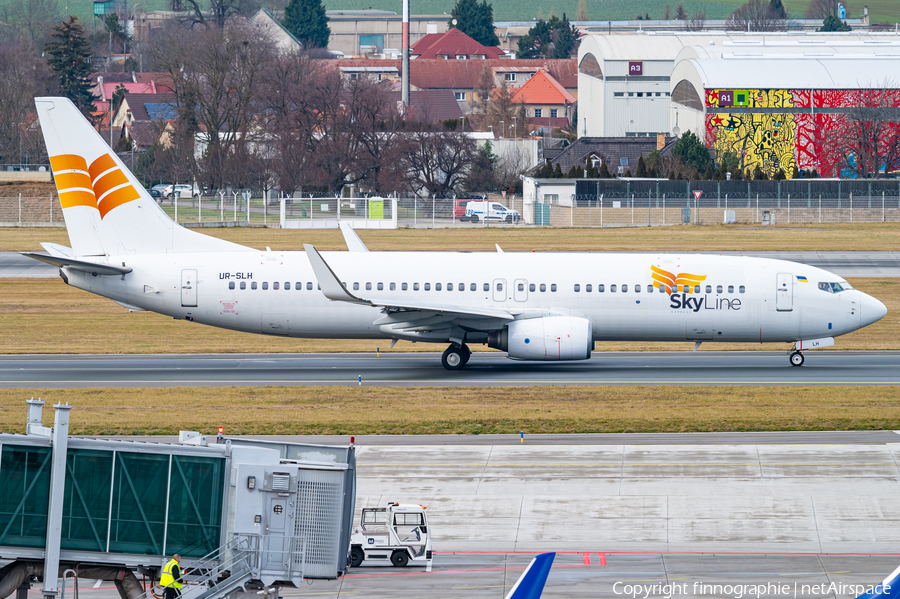 Skyline Express Airline Boeing 737-8AS (UR-SLH) | Photo 657666
