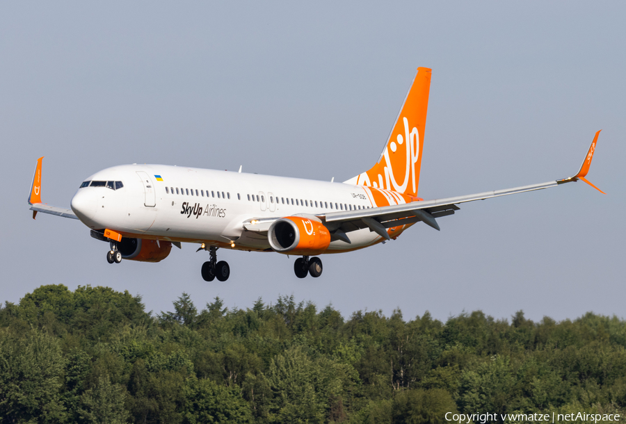 SkyUp Airlines Boeing 737-8H6 (UR-SQB) | Photo 511113