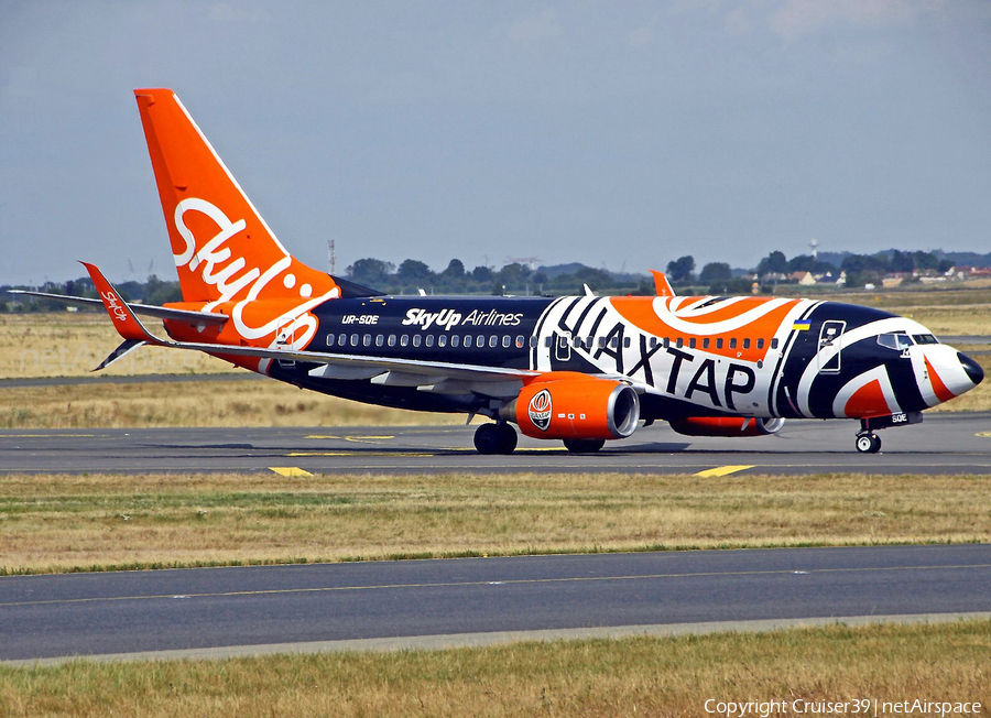 SkyUp Airlines Boeing 737-75C (UR-SQE) | Photo 374433