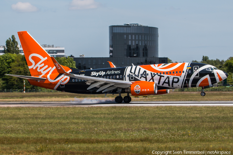 SkyUp Airlines Boeing 737-75C (UR-SQE) | Photo 386226