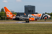 SkyUp Airlines Boeing 737-75C (UR-SQE) at  Hamburg - Fuhlsbuettel (Helmut Schmidt), Germany